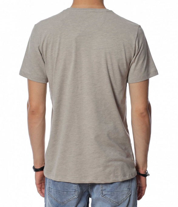 Тениска с ненатрапчив надпис 13933 -...