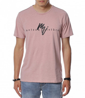 Тениска с ненатрапчив...