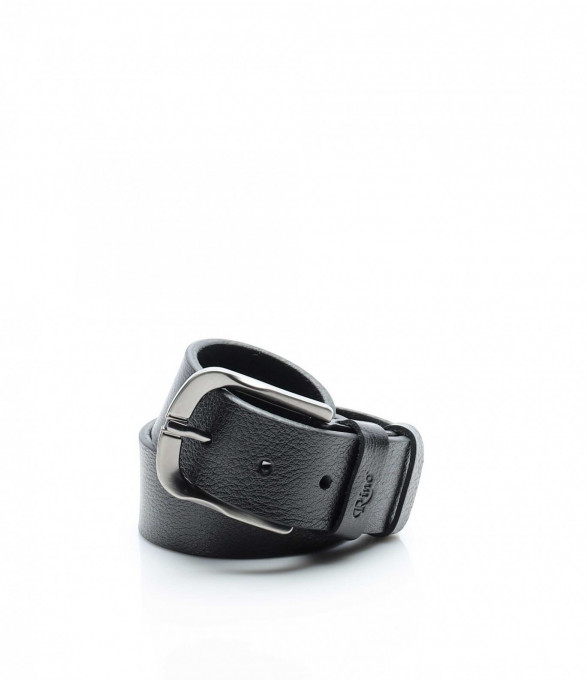 Кожен колан със сребриста катарама...