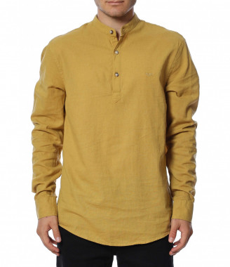 Ленена риза с попска яка...