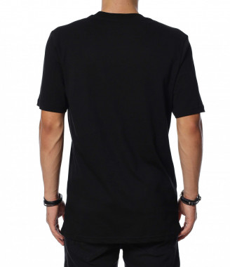 Фланелка с малка апликация... 2