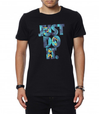 Тениска с цветен надпис...